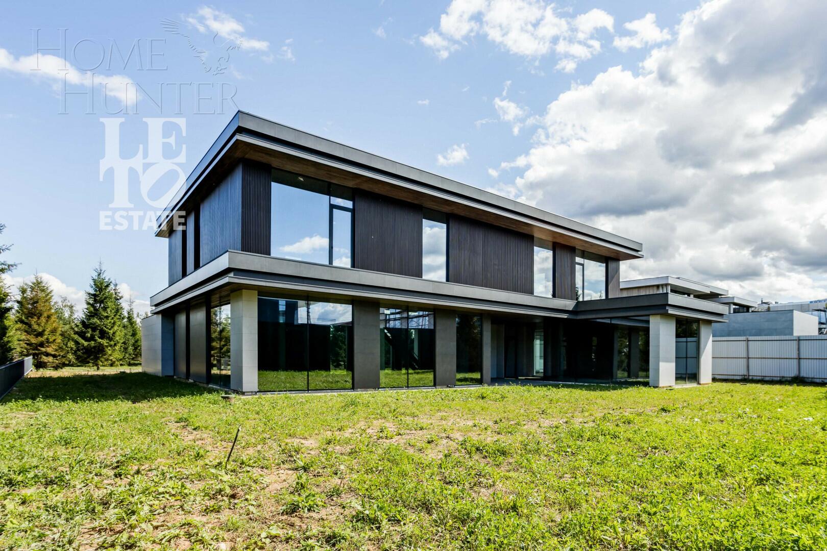 2-этажный коттедж 920 м² без отделки