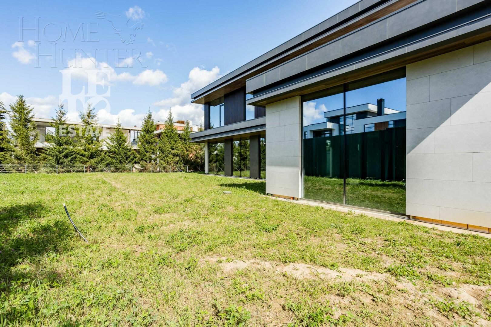 2-этажный коттедж 920 м² без отделки