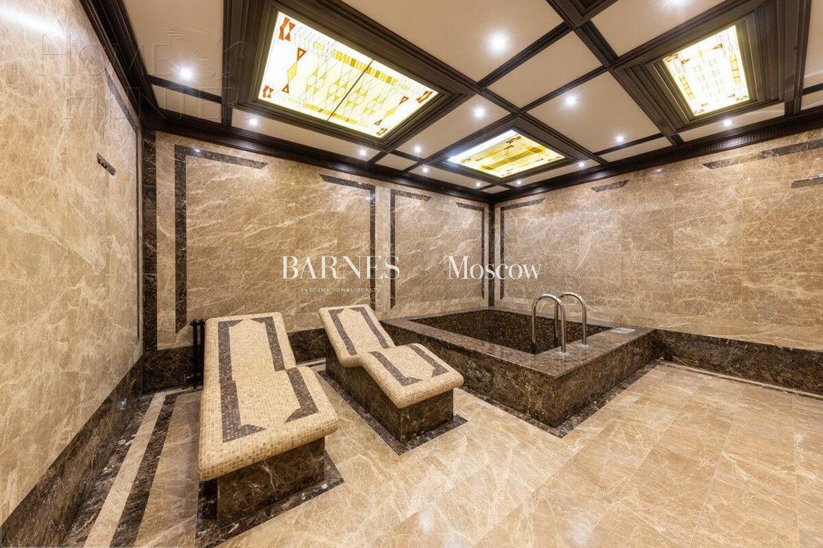 2-этажный коттедж 1 800 м² с отделкой