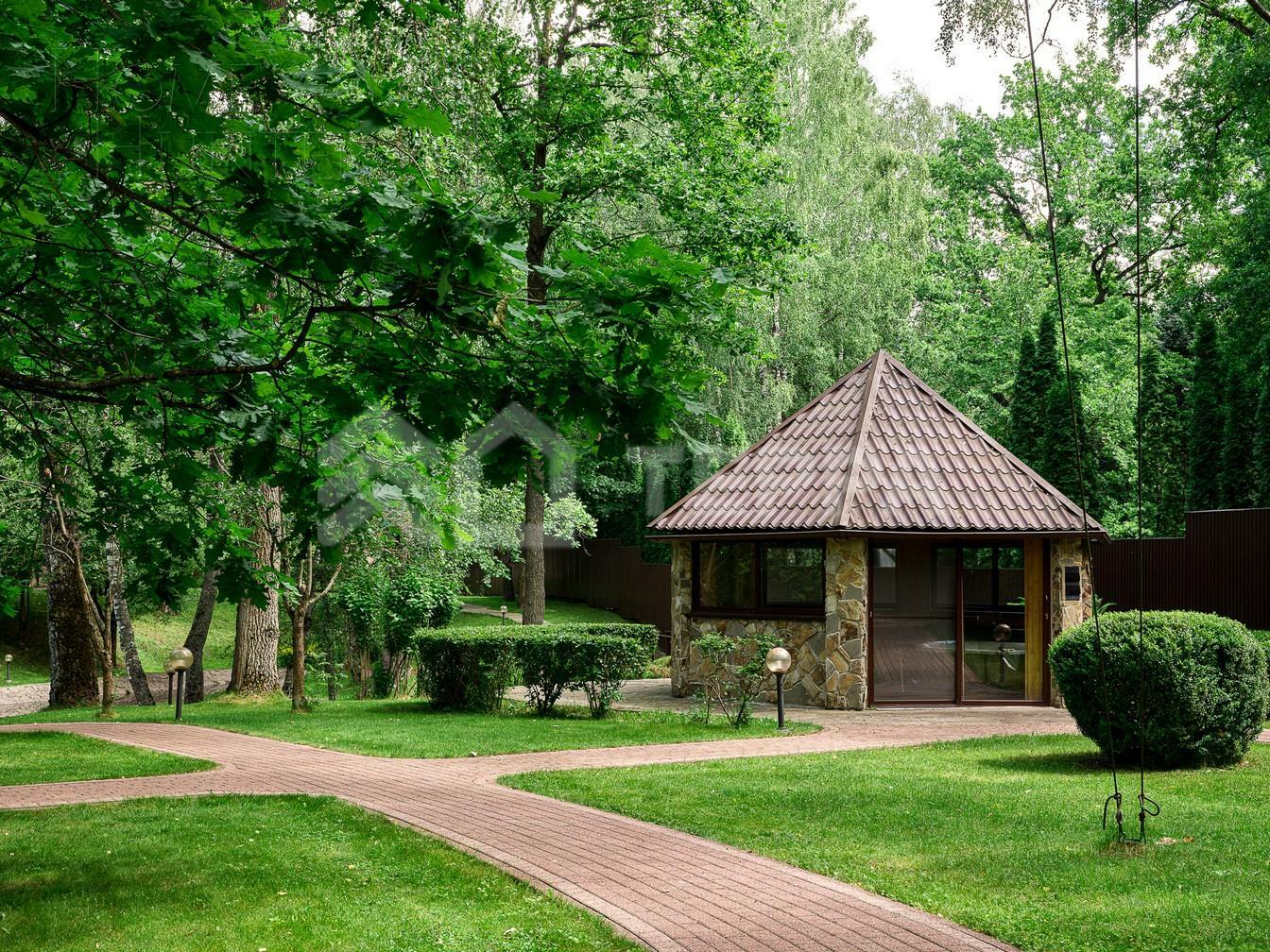 2-этажный коттедж 1 155 м² с отделкой