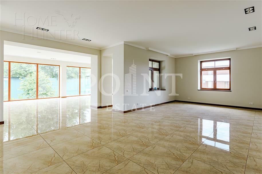 2-этажный коттедж 900 м² с отделкой