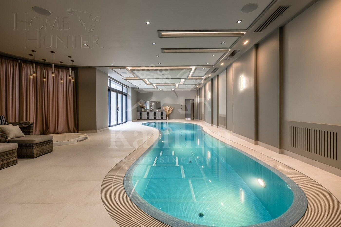 2-этажный коттедж 2 430 м² с отделкой