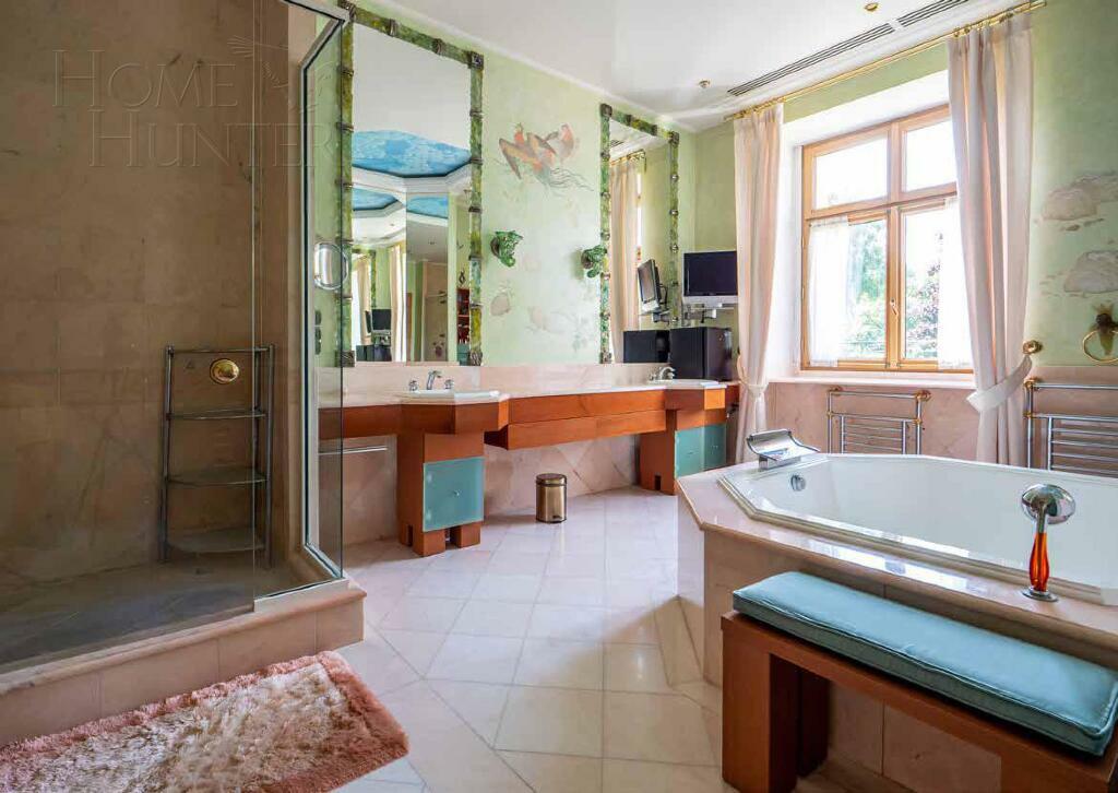 2-этажный коттедж 1 500 м² с отделкой