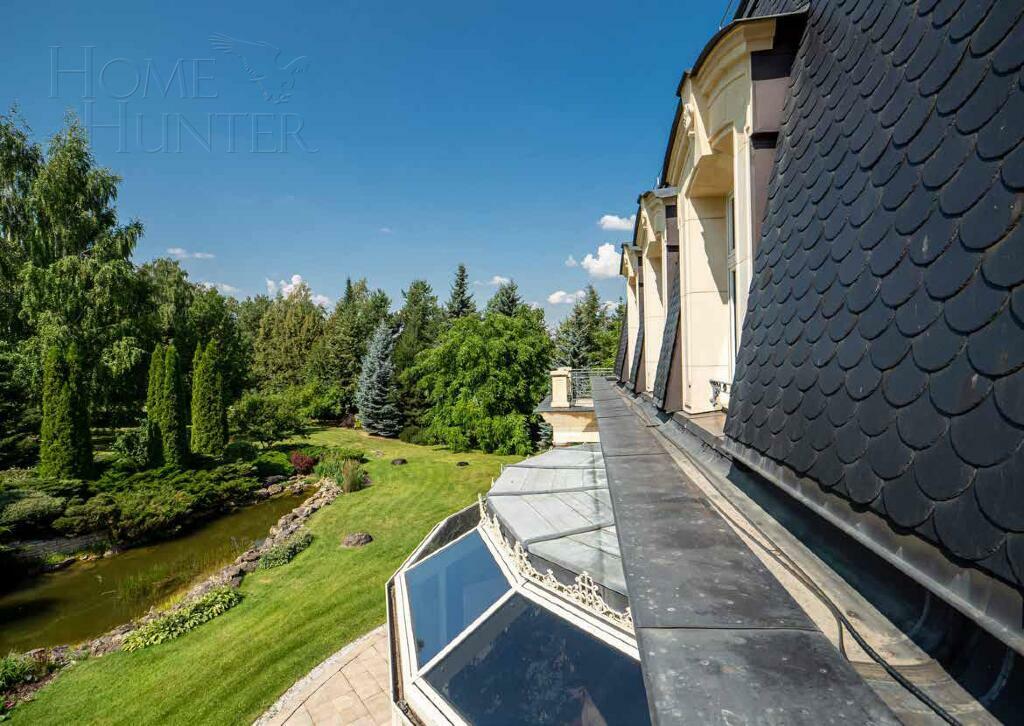 2-этажный коттедж 1 500 м² с отделкой