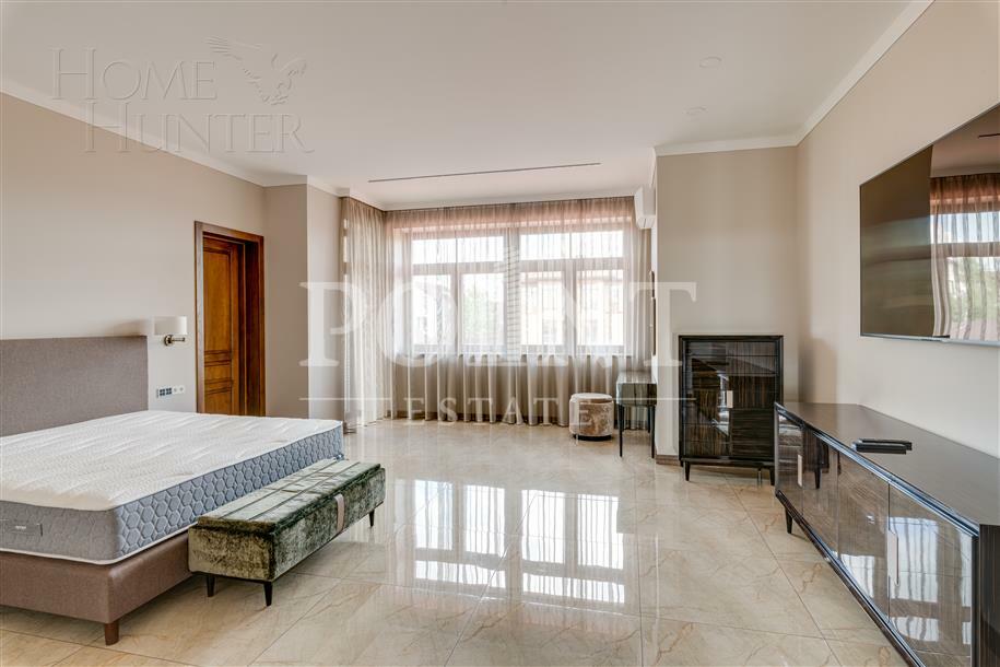 2-этажный коттедж 900 м² с отделкой