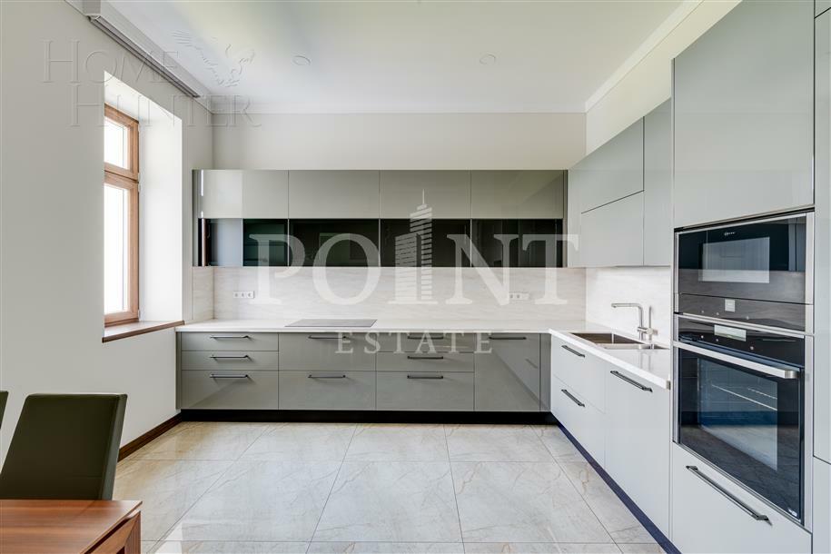 2-этажный коттедж 900 м² с отделкой