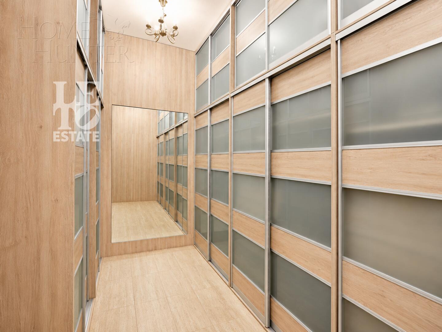 2-этажный коттедж 606 м² с отделкой