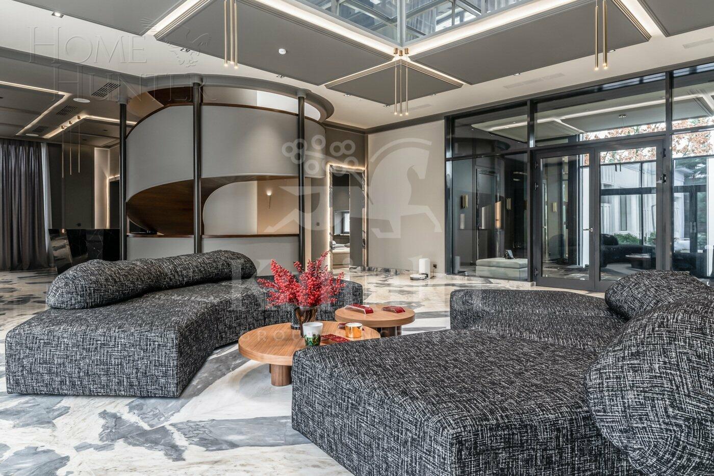2-этажный коттедж 2 430 м² с отделкой