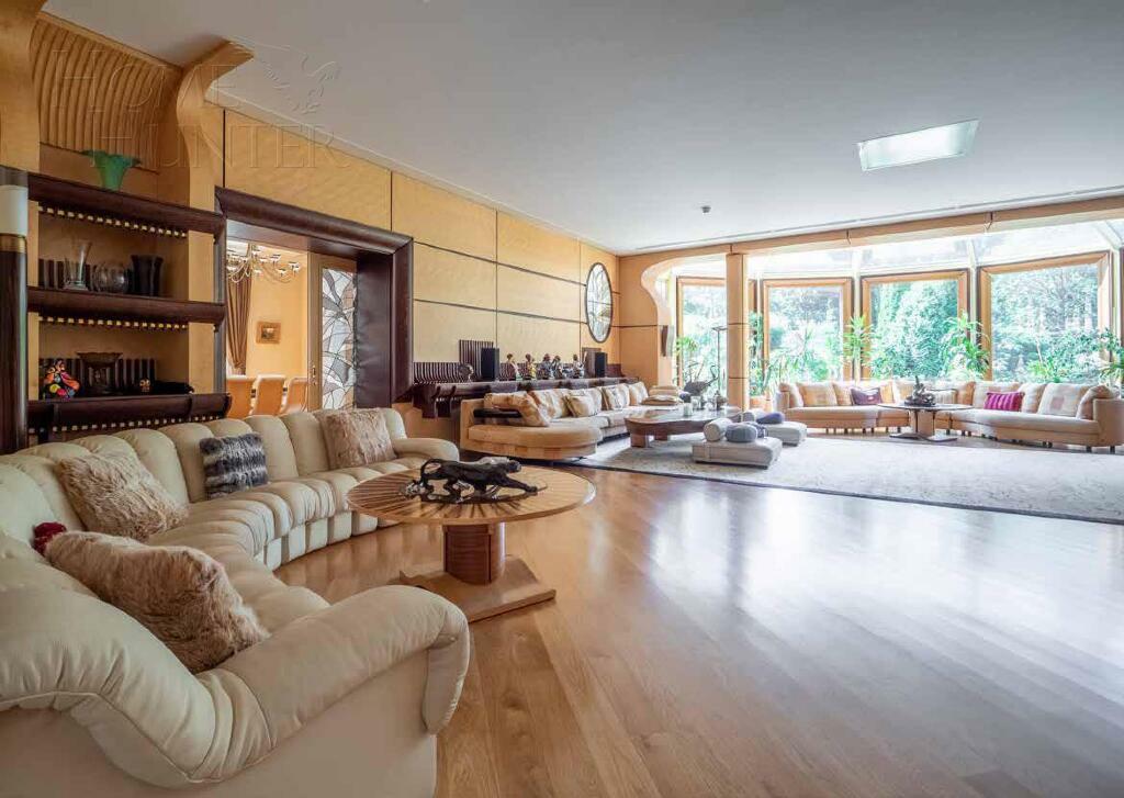 2-этажный коттедж 1 500 м² с отделкой