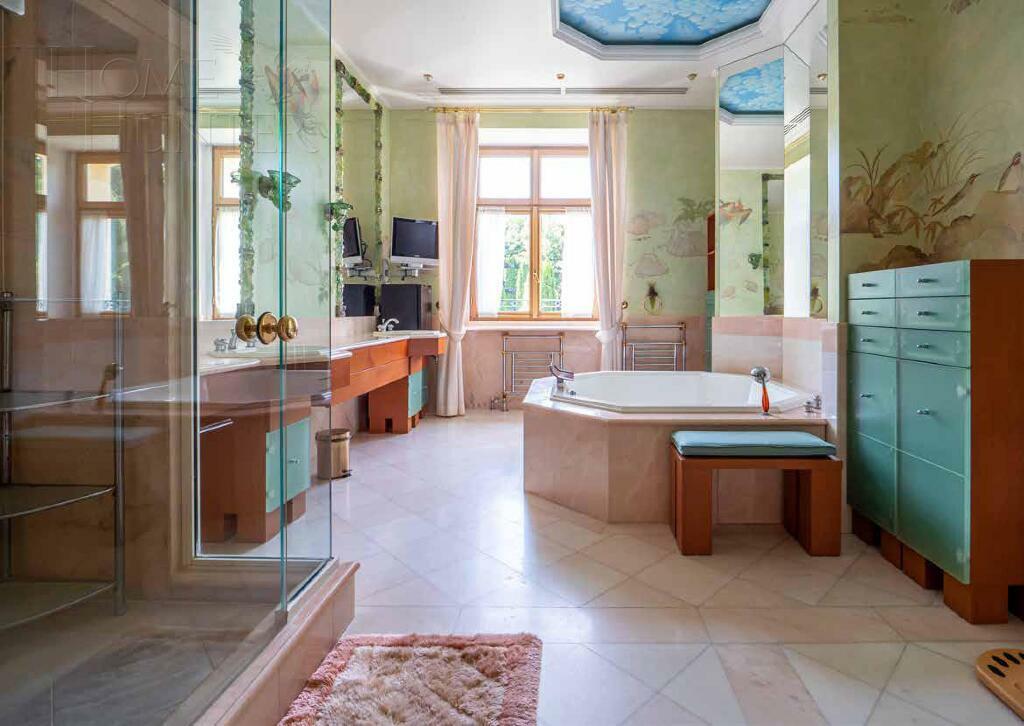 2-этажный коттедж 1 500 м² с отделкой