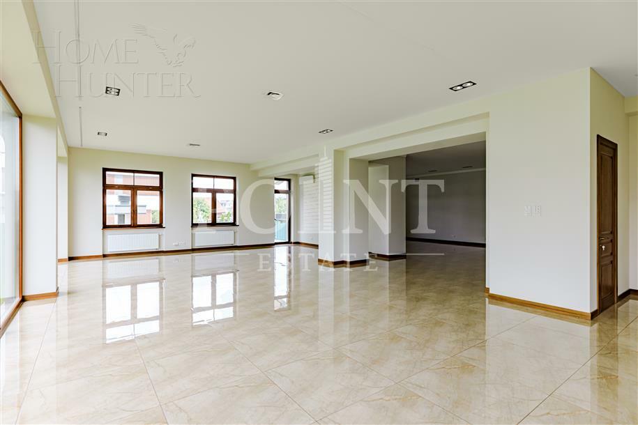 2-этажный коттедж 900 м² с отделкой