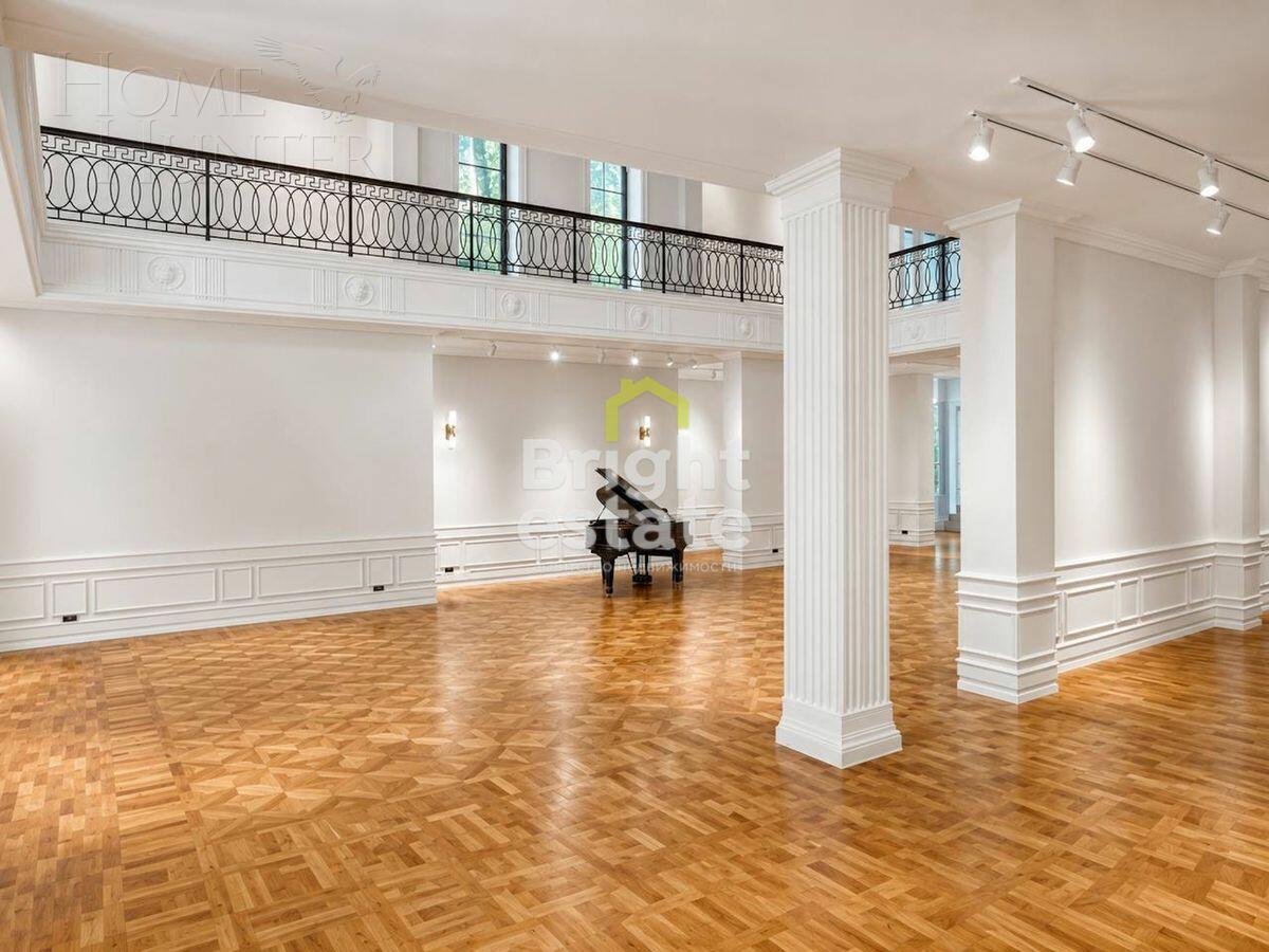 2-этажный коттедж 1 463 м² с отделкой