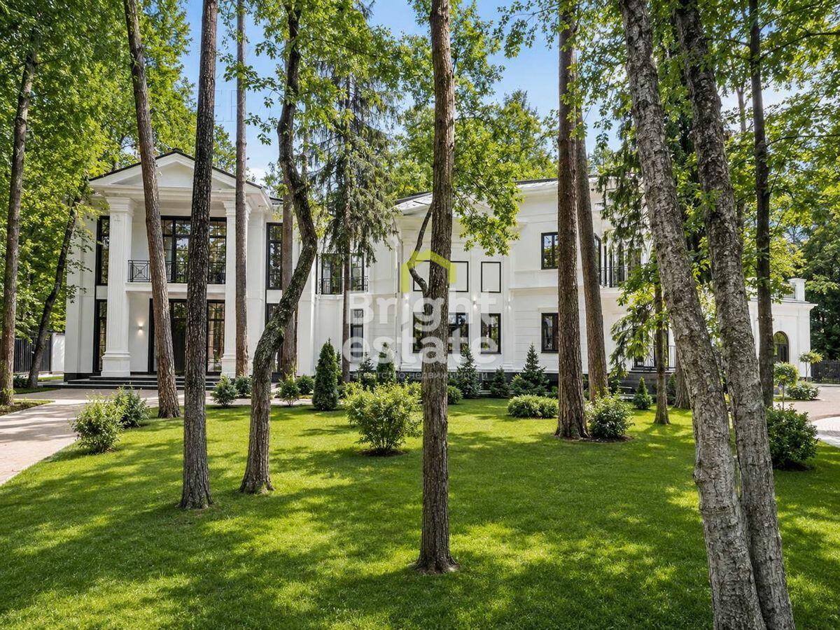 2-этажный коттедж 1 463 м² с отделкой