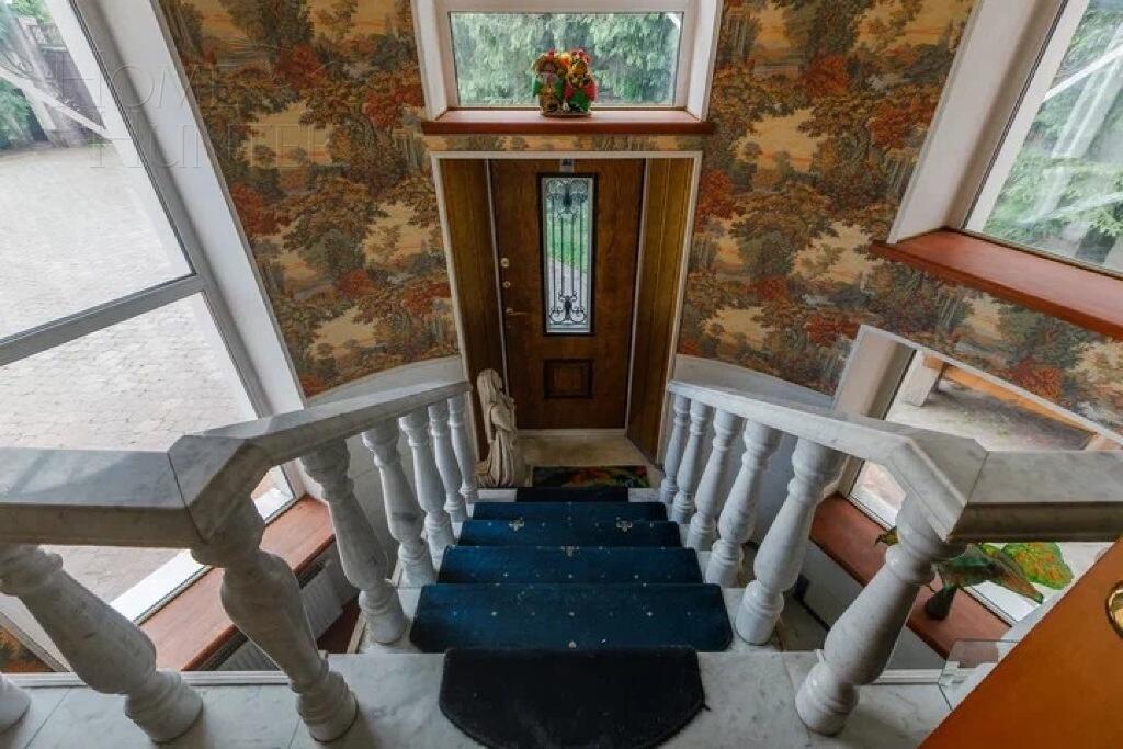 2-этажный коттедж 750 м² с отделкой