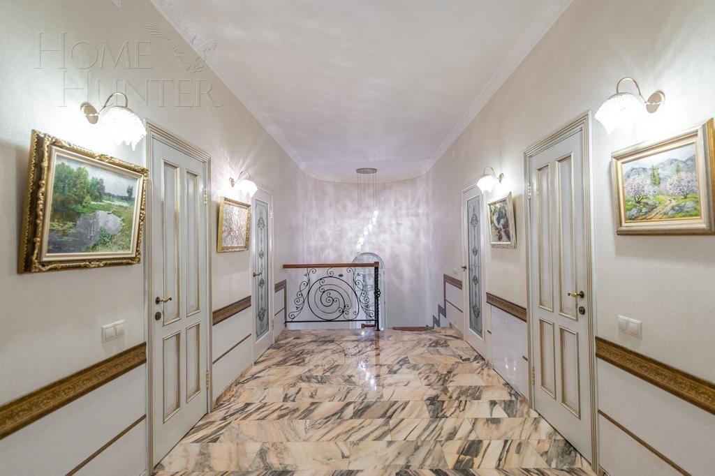 2-этажный коттедж 750 м² с отделкой