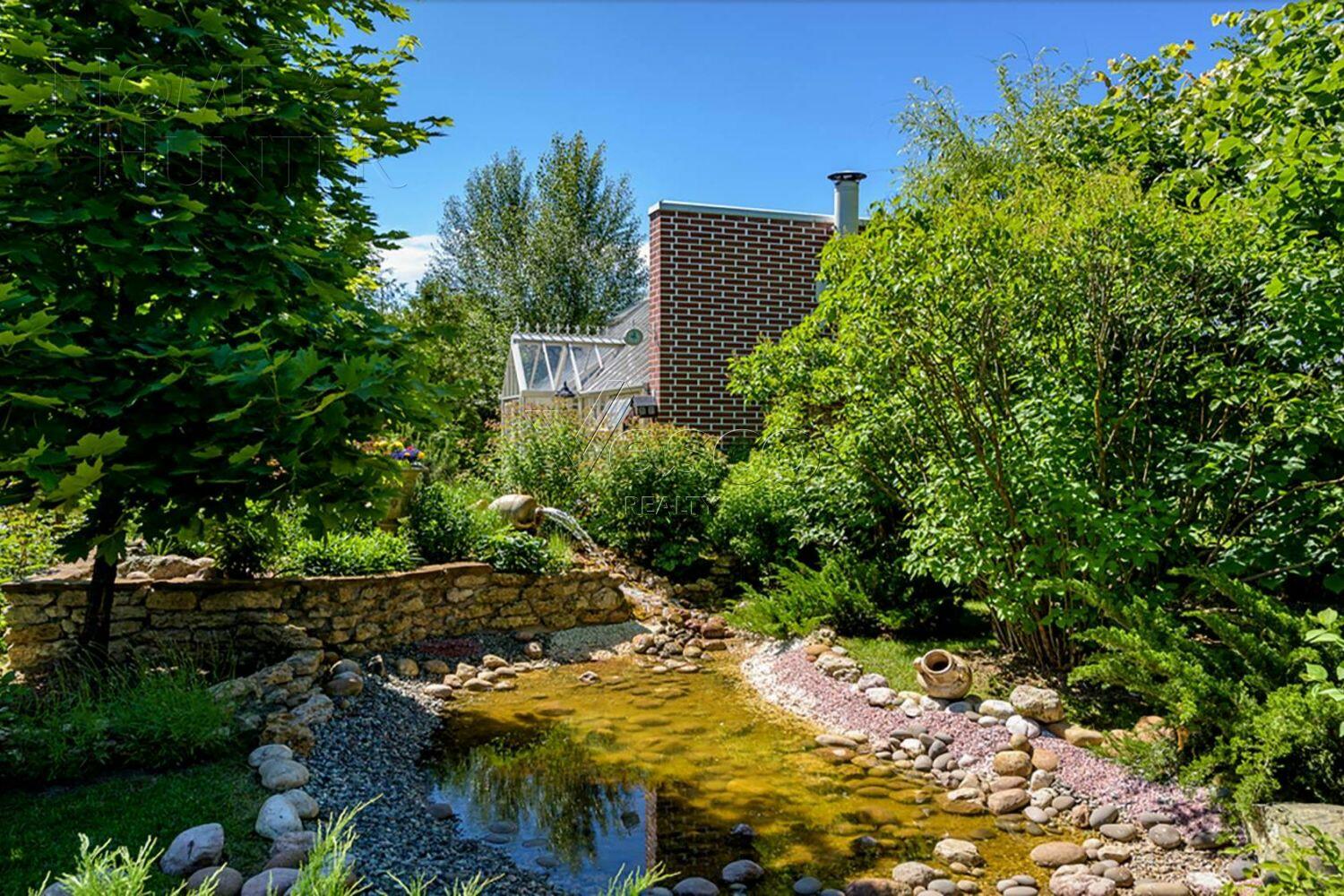 2-этажный коттедж 1 200 м² с отделкой
