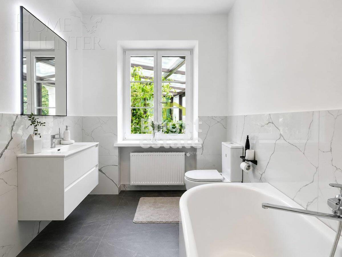 2-этажный коттедж 1 463 м² с отделкой