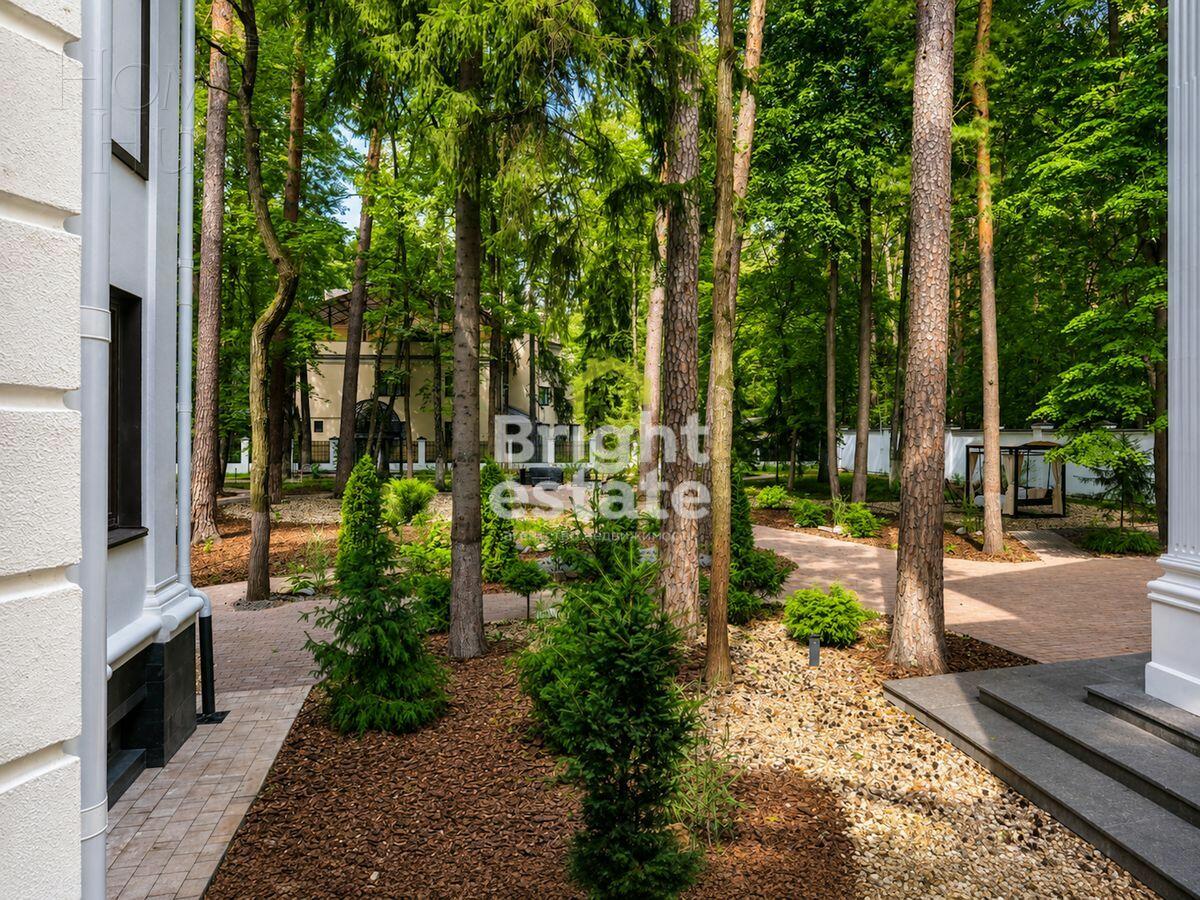 2-этажный коттедж 1 463 м² с отделкой