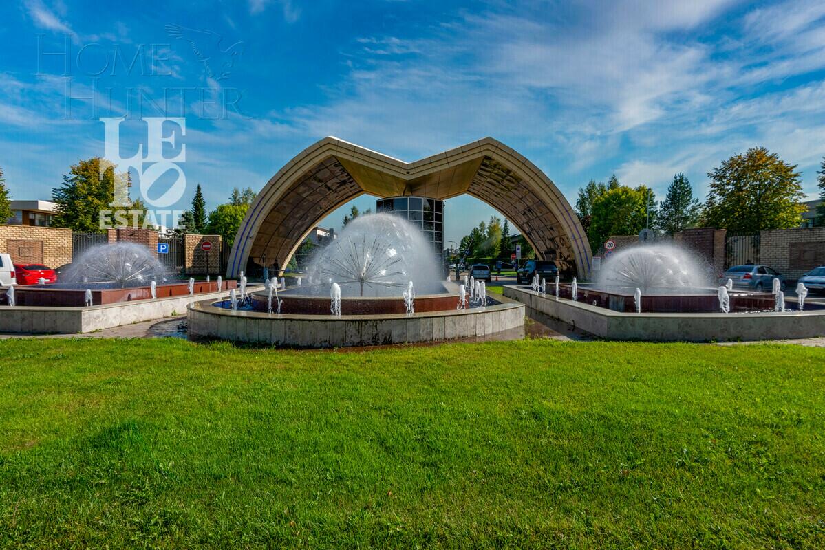 Участок 10 сот. в охраняемом поселке