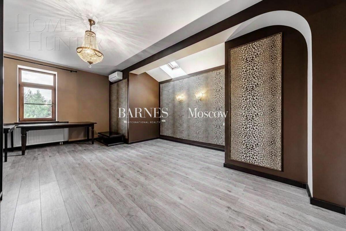2-этажный коттедж 380 м² с отделкой