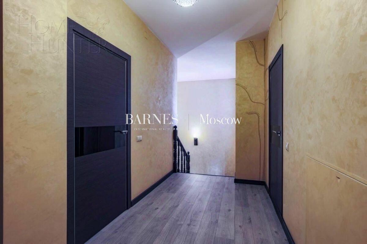 2-этажный коттедж 380 м² с отделкой