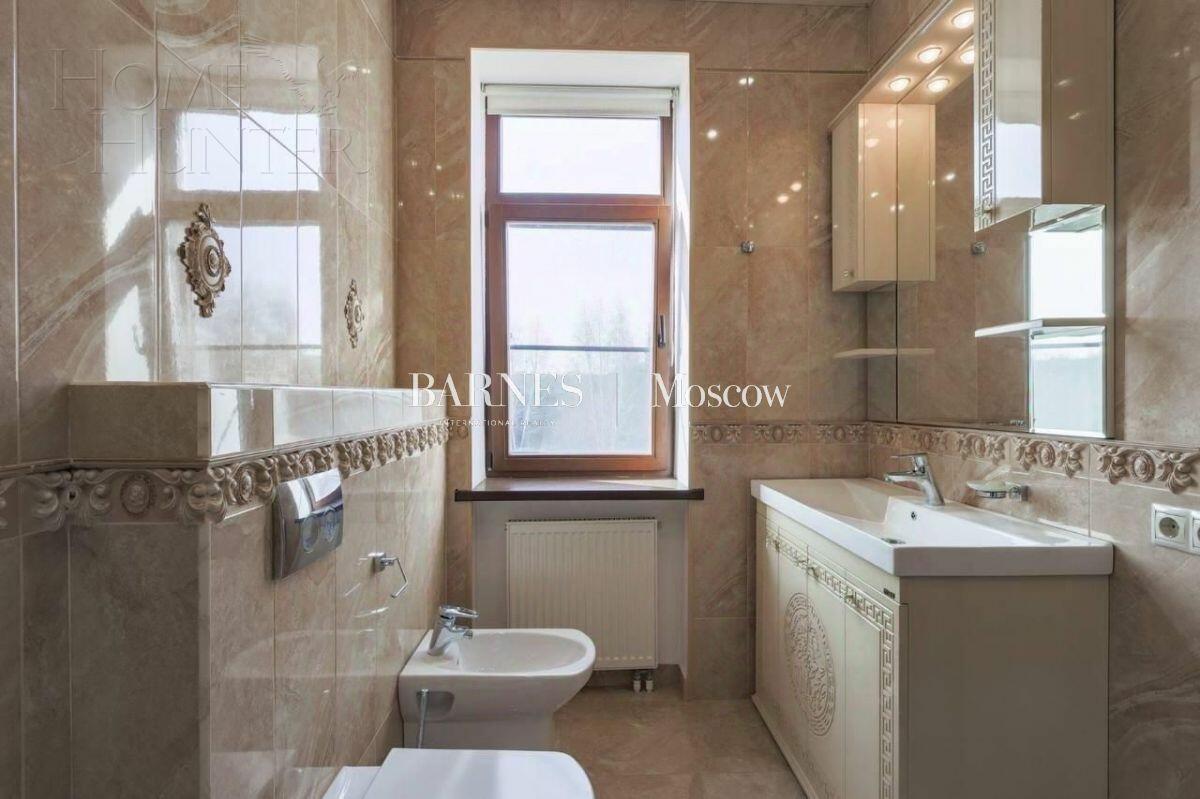 2-этажный коттедж 380 м² с отделкой