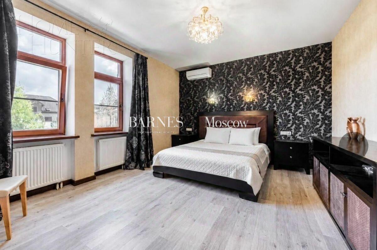 2-этажный коттедж 380 м² с отделкой