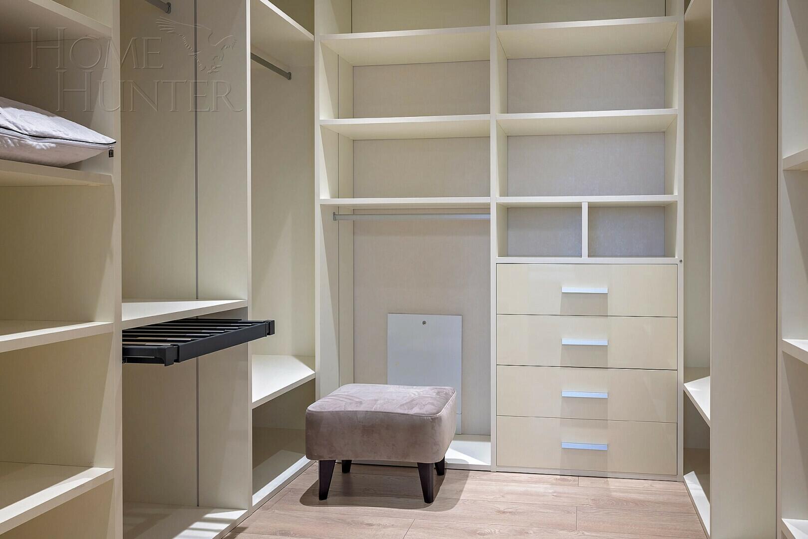 4-КОМН. КВАРТИРА С ОТДЕЛКОЙ 138 М² НА 18 ЭТАЖЕ