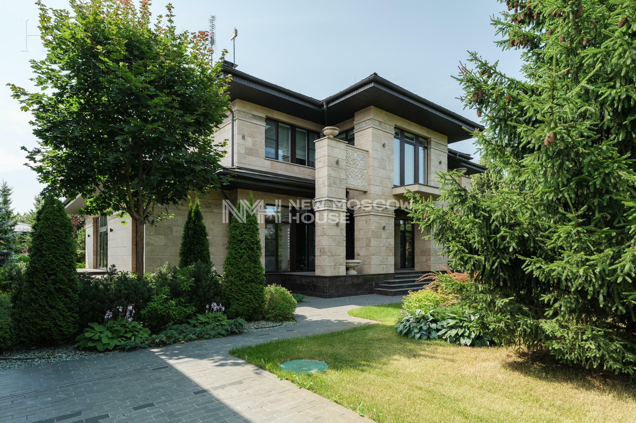2-этажный коттедж 650 м² с отделкой