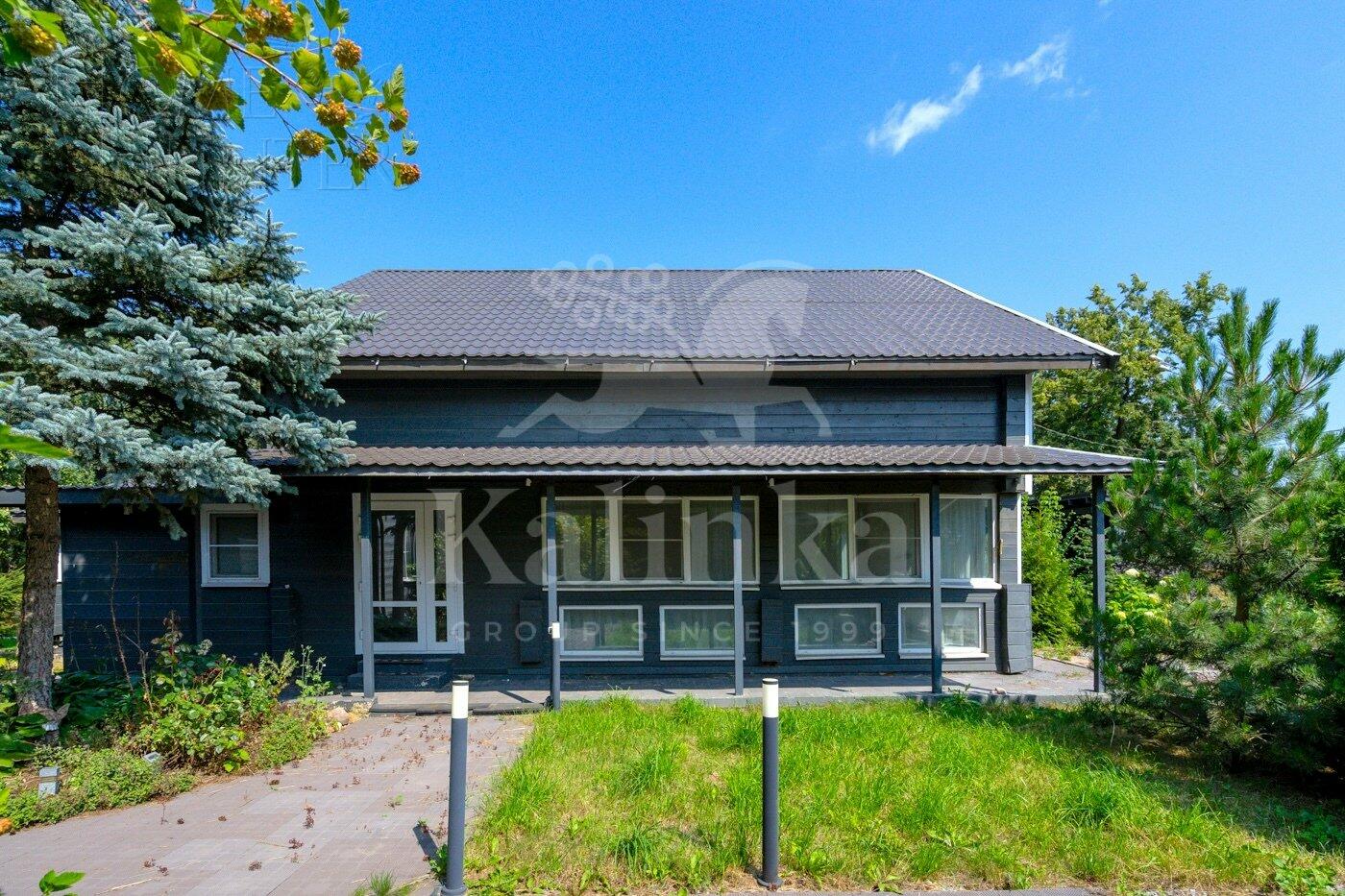 2-этажный коттедж 700 м² с отделкой