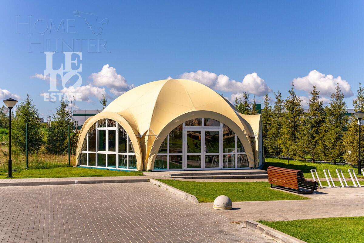 2-этажный коттедж 283 м² с отделкой