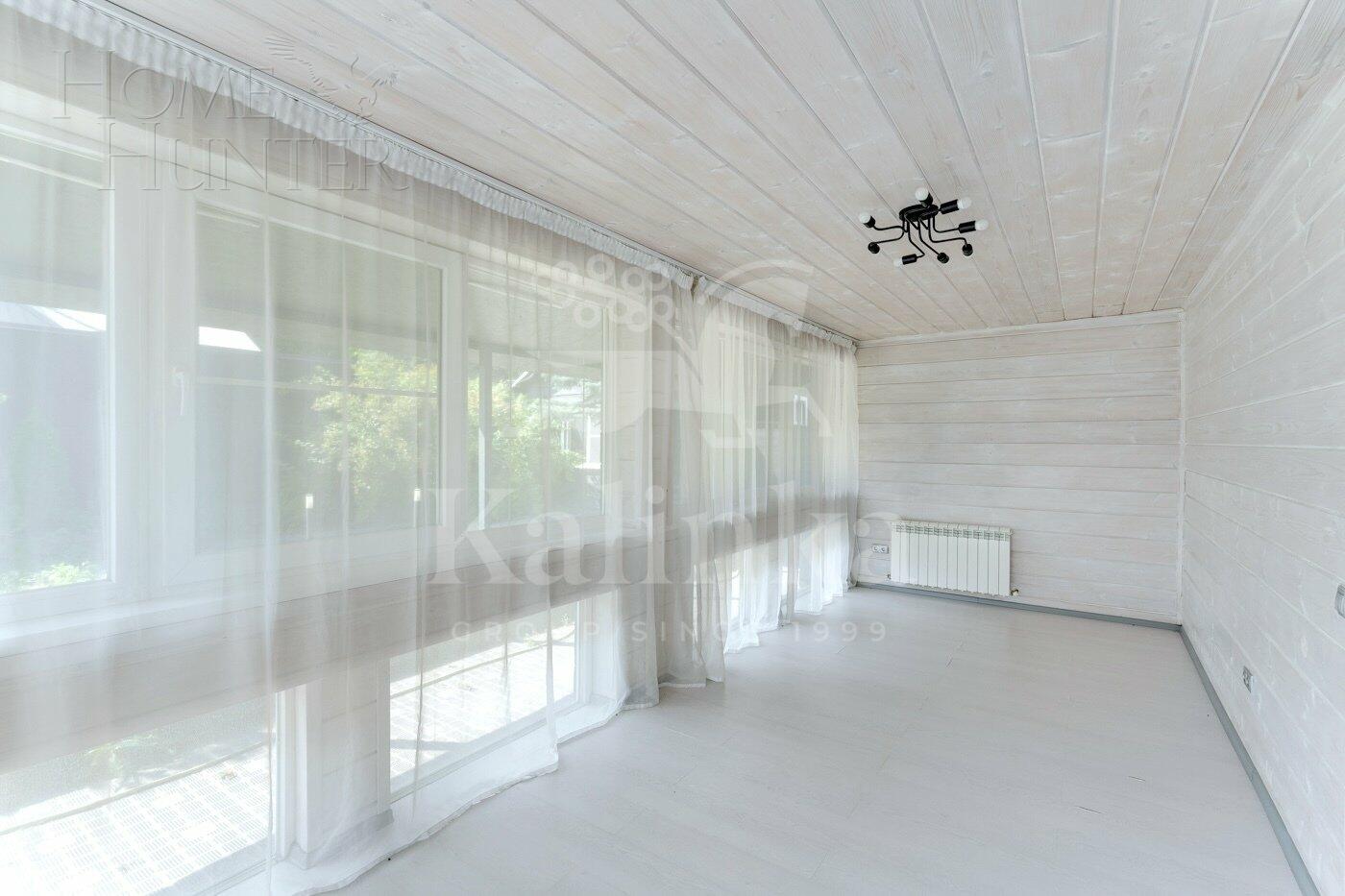 2-этажный коттедж 700 м² с отделкой