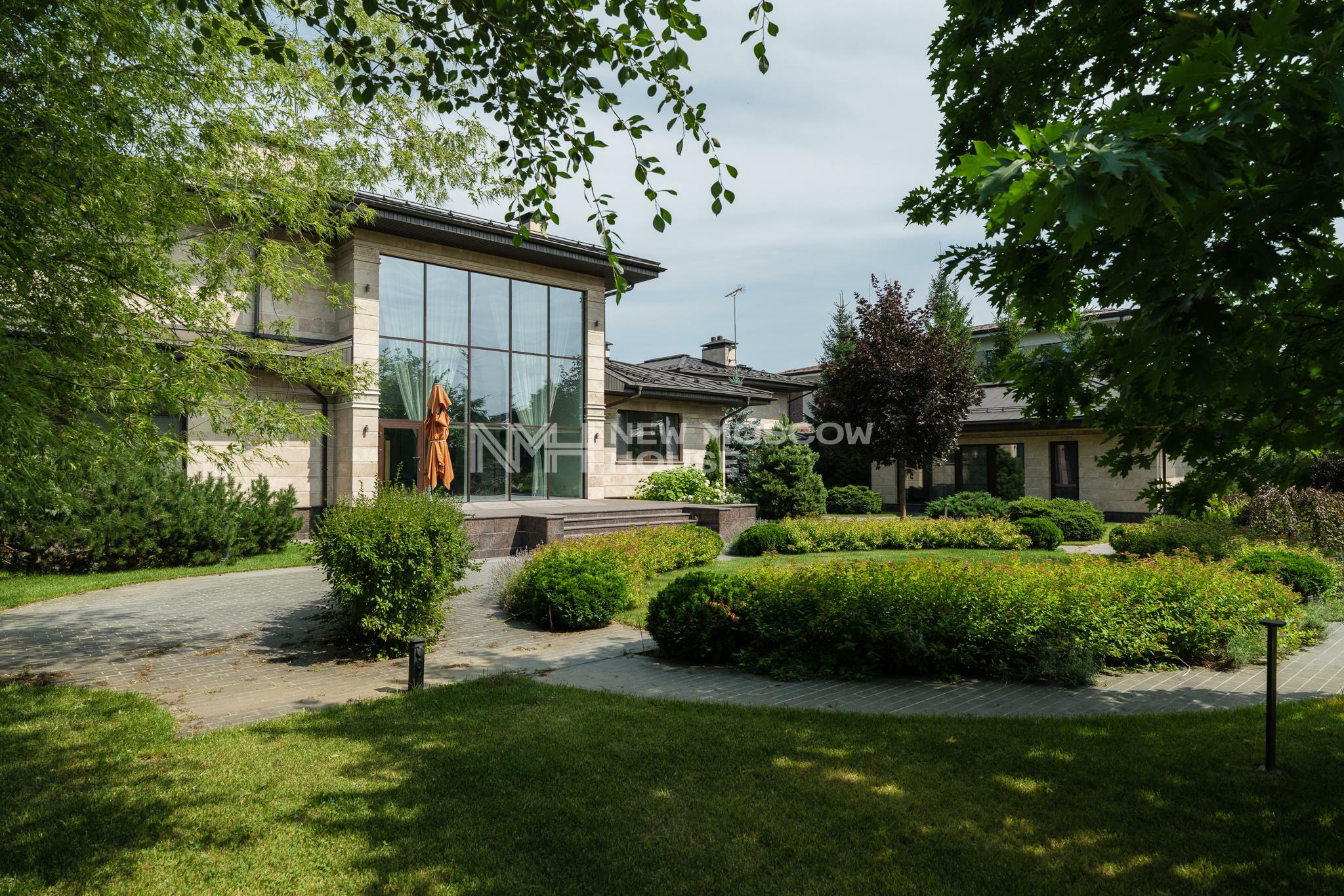 2-этажный коттедж 650 м² с отделкой