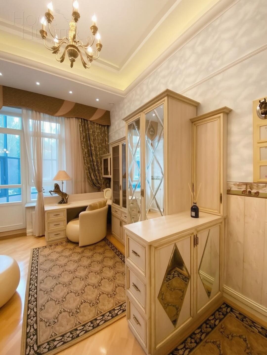 5-КОМН. КВАРТИРА С ОТДЕЛКОЙ 152.1 М² НА 3 ЭТАЖЕ