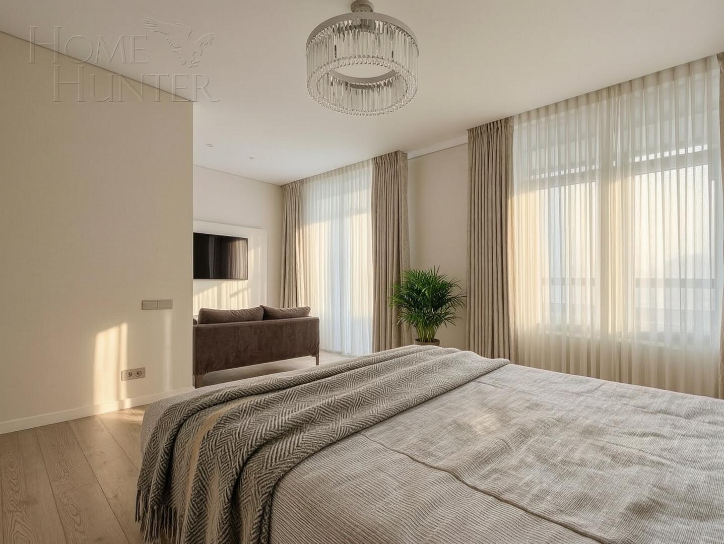 4-КОМН. КВАРТИРА С ОТДЕЛКОЙ 138 М² НА 18 ЭТАЖЕ