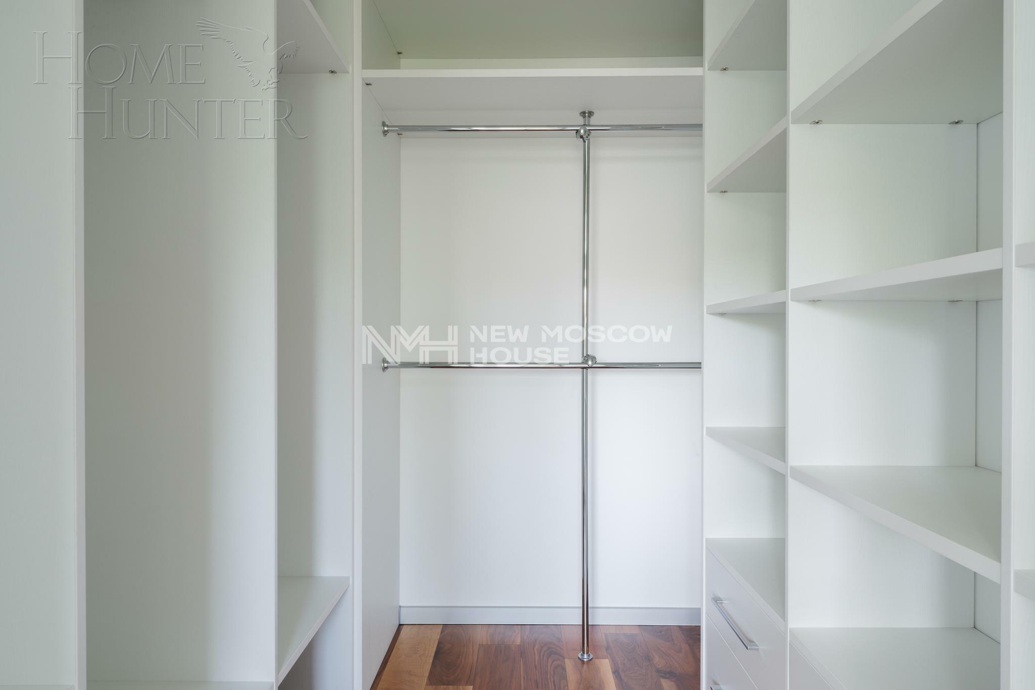 2-этажный коттедж 650 м² с отделкой