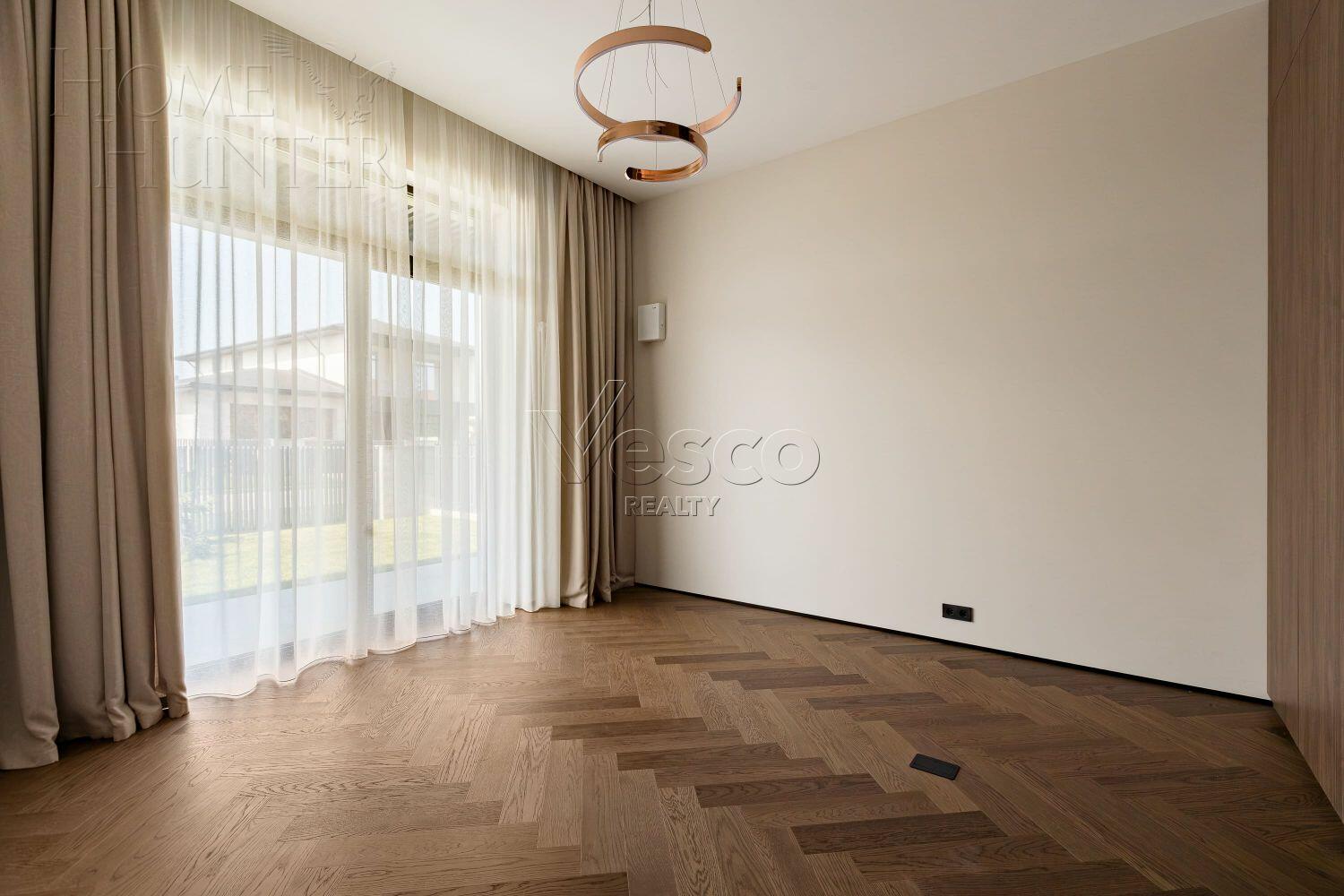 2-этажный коттедж 353 м² с отделкой