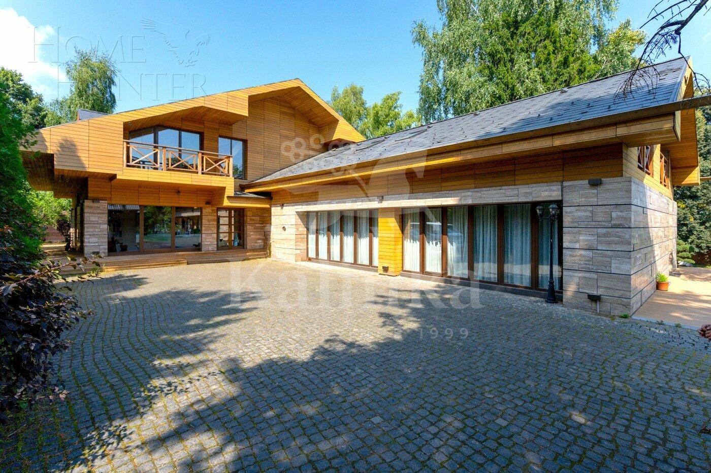 2-этажный коттедж 700 м² с отделкой