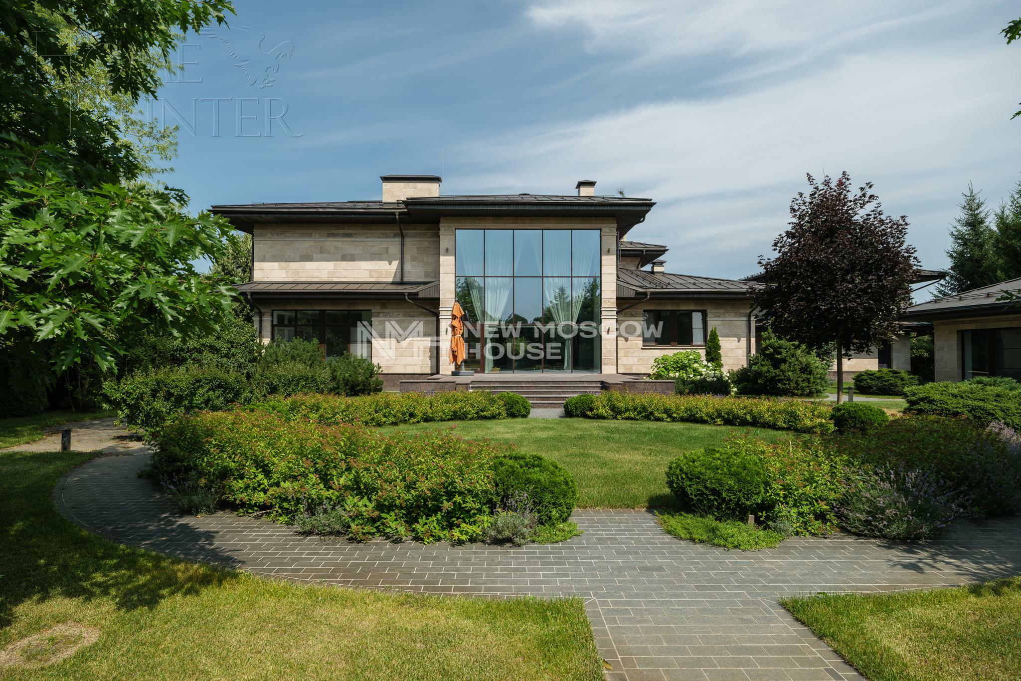 2-этажный коттедж 650 м² с отделкой