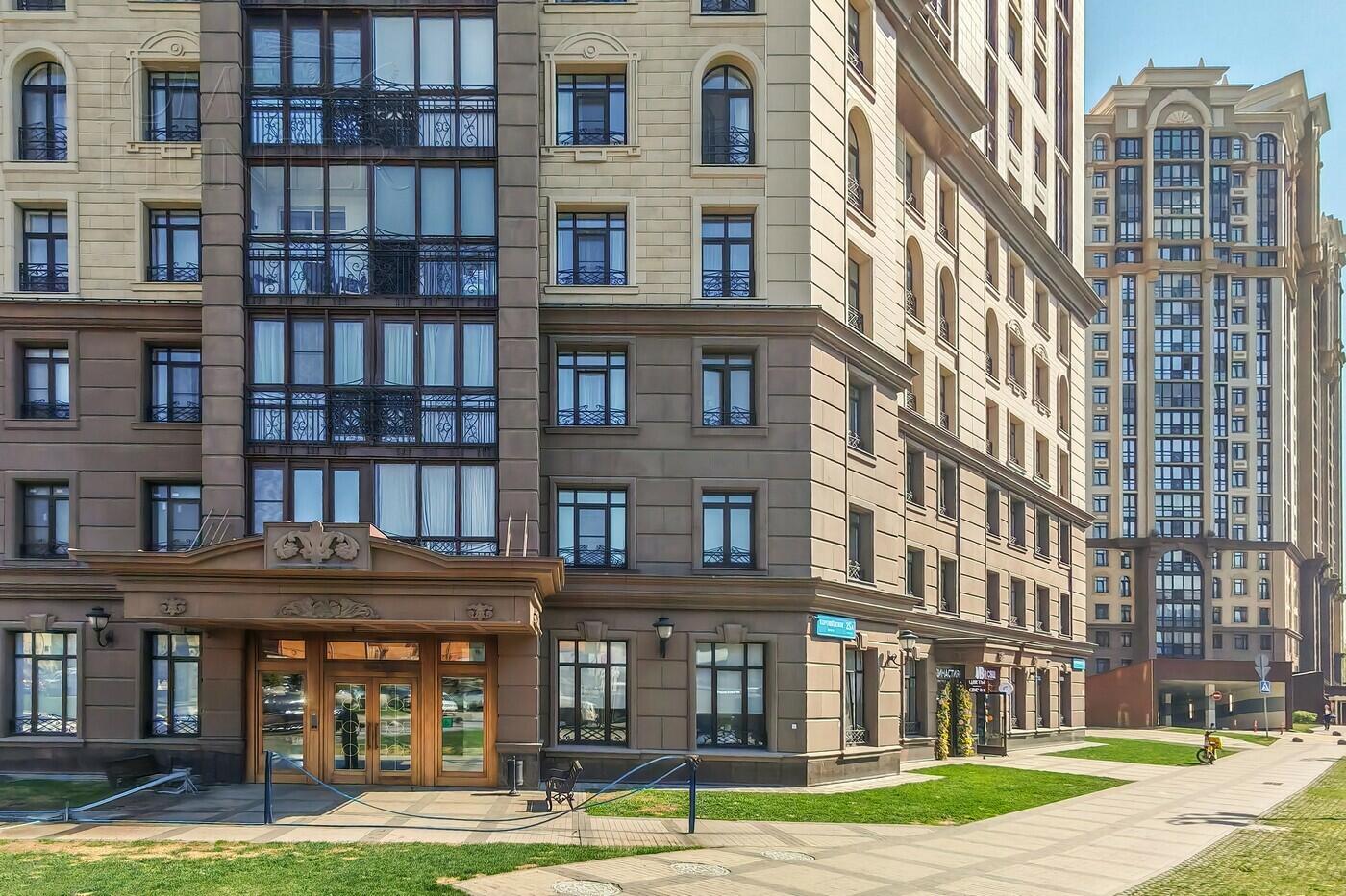4-КОМН. КВАРТИРА С ОТДЕЛКОЙ 138 М² НА 18 ЭТАЖЕ