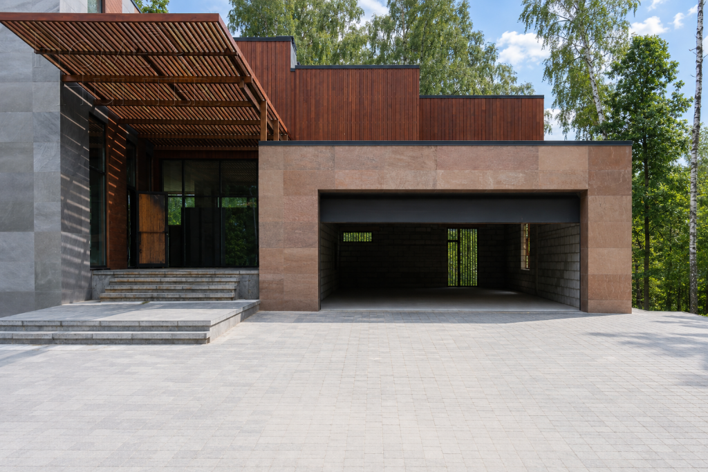2-этажный коттедж 1 500 м² без отделки