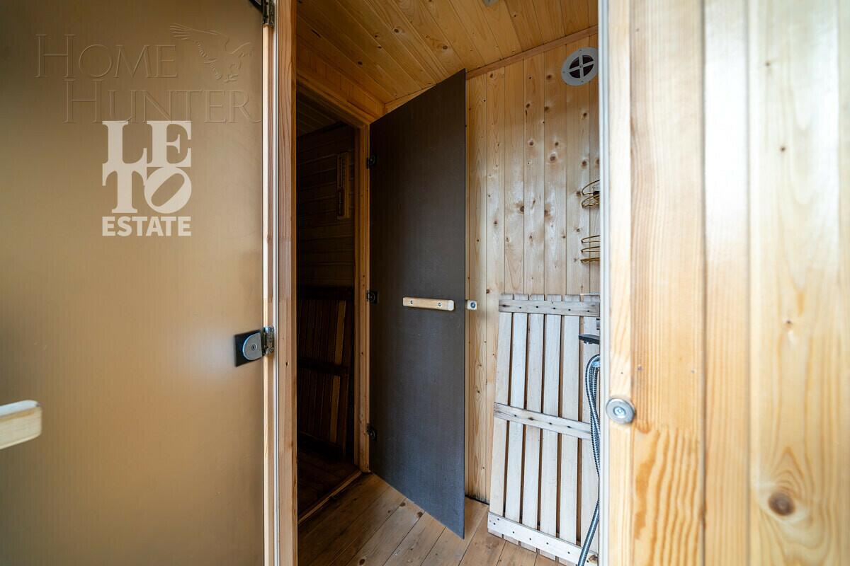 2-этажный коттедж 220 м² с отделкой