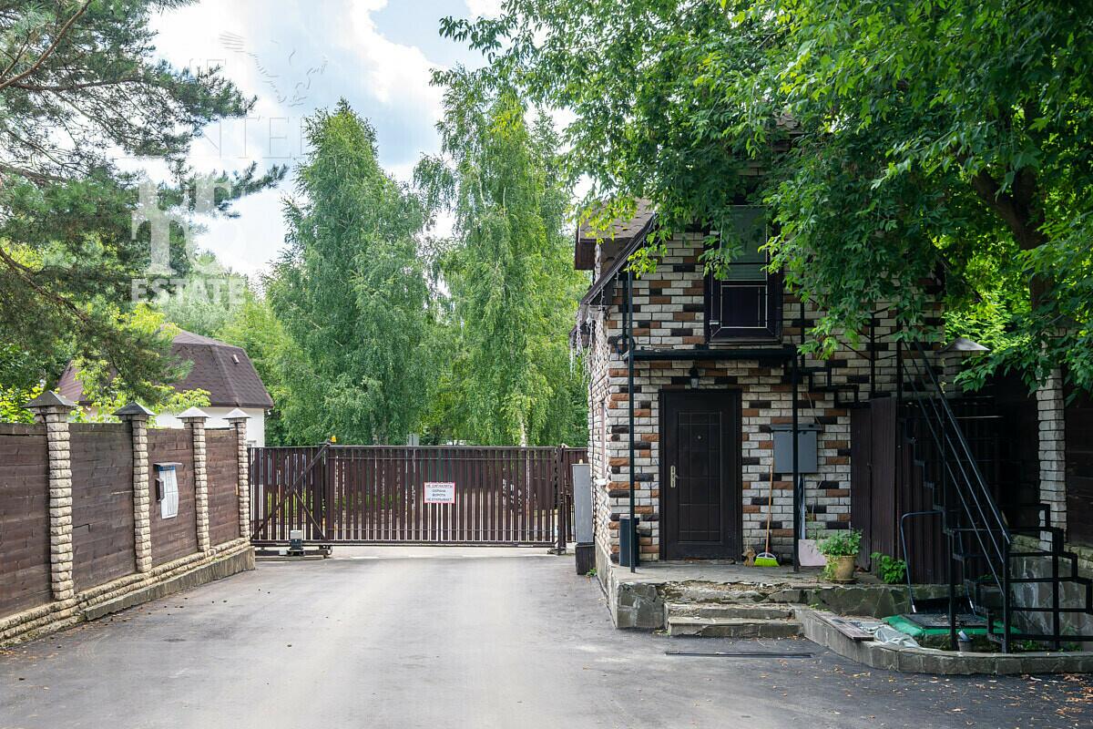 2-этажный коттедж 220 м² с отделкой