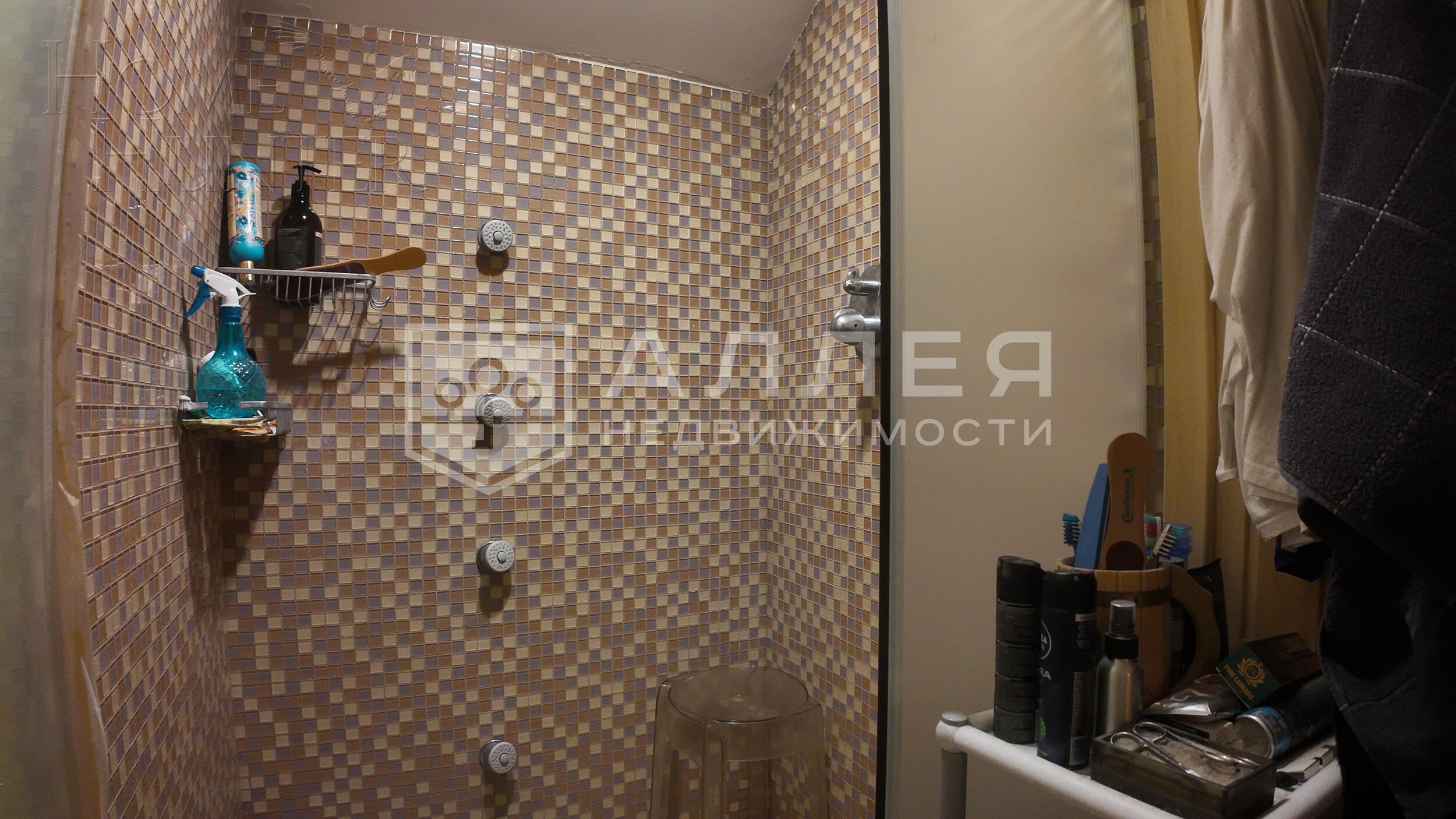 2-этажный коттедж 330 м² с отделкой