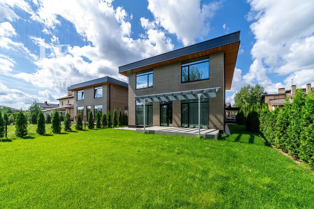 2-этажный коттедж 320 м² с отделкой