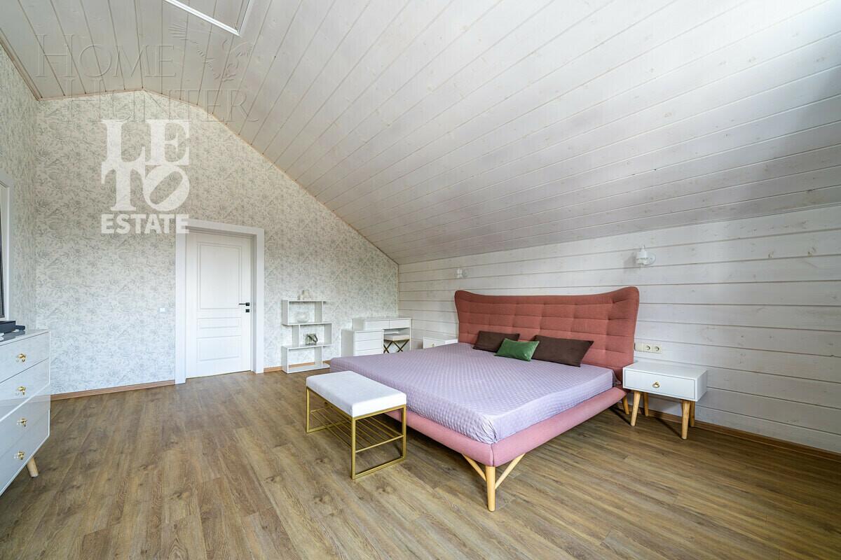 2-этажный коттедж 220 м² с отделкой
