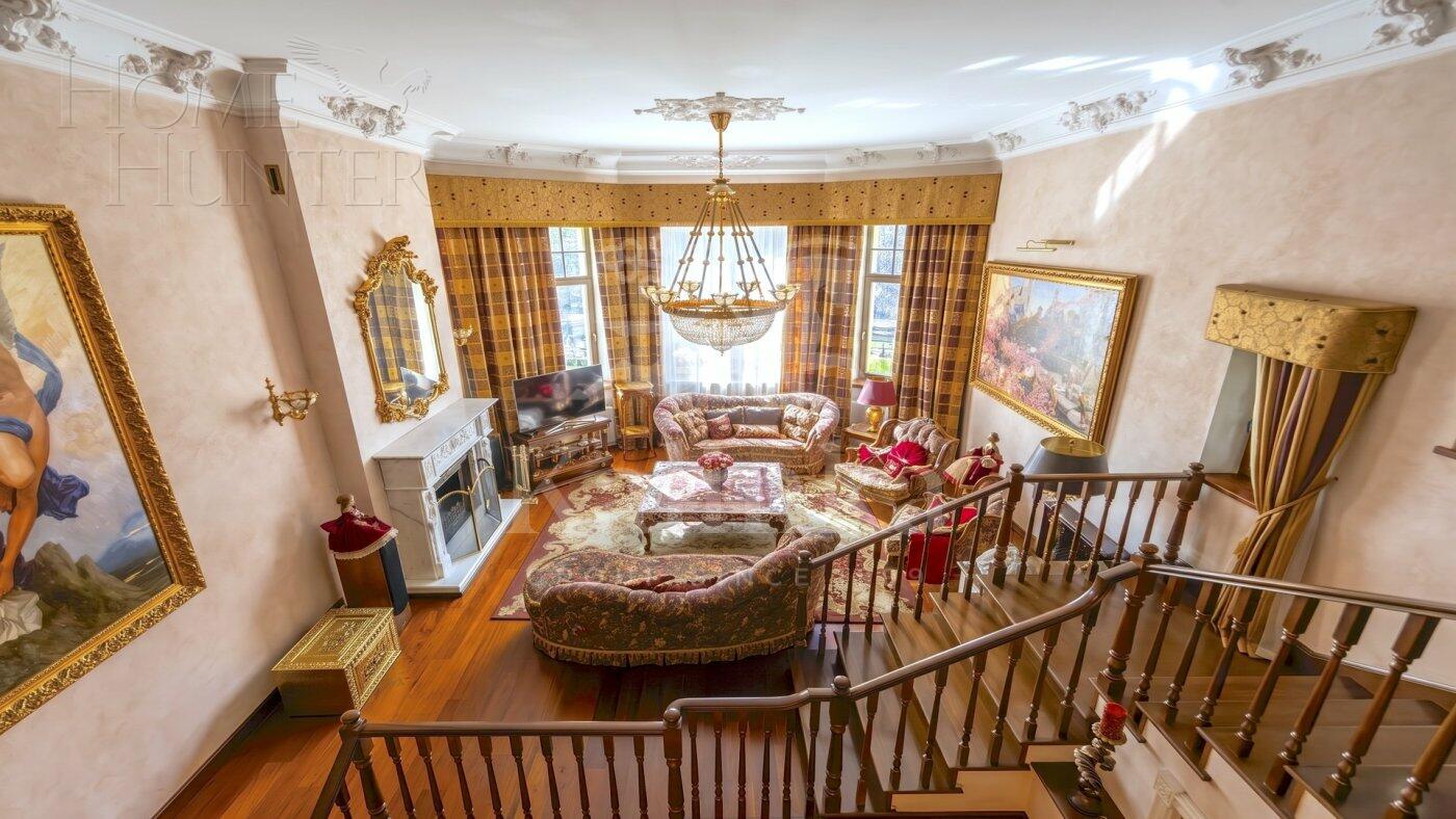 3-этажный коттедж 800 м² с отделкой