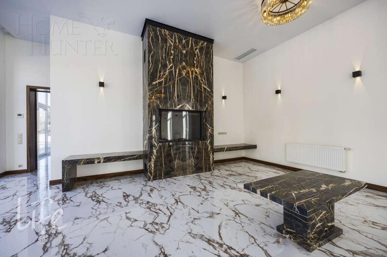 2-этажный коттедж 1 500 м² с отделкой