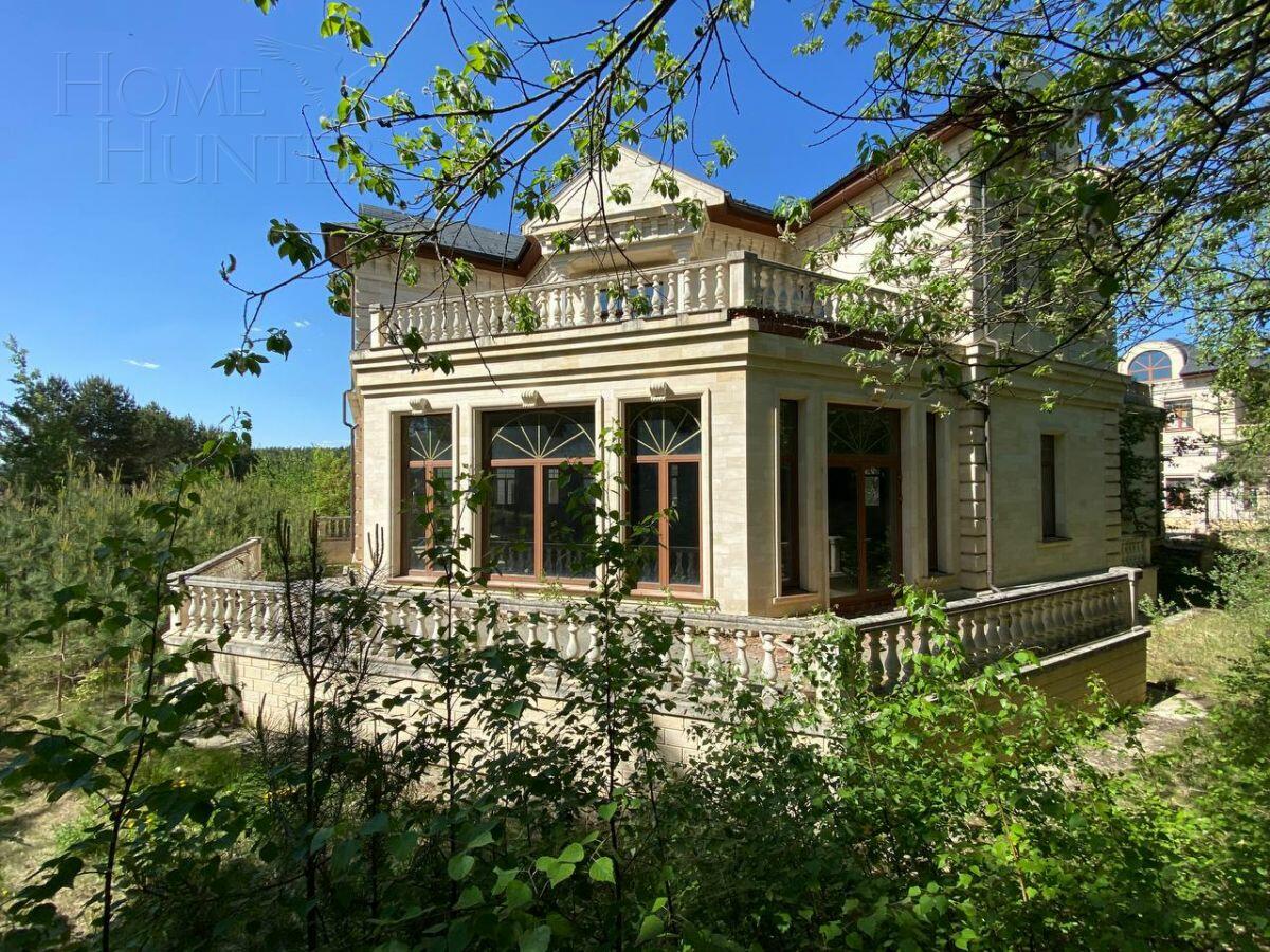 2-этажный коттедж 1 480 м² без отделки