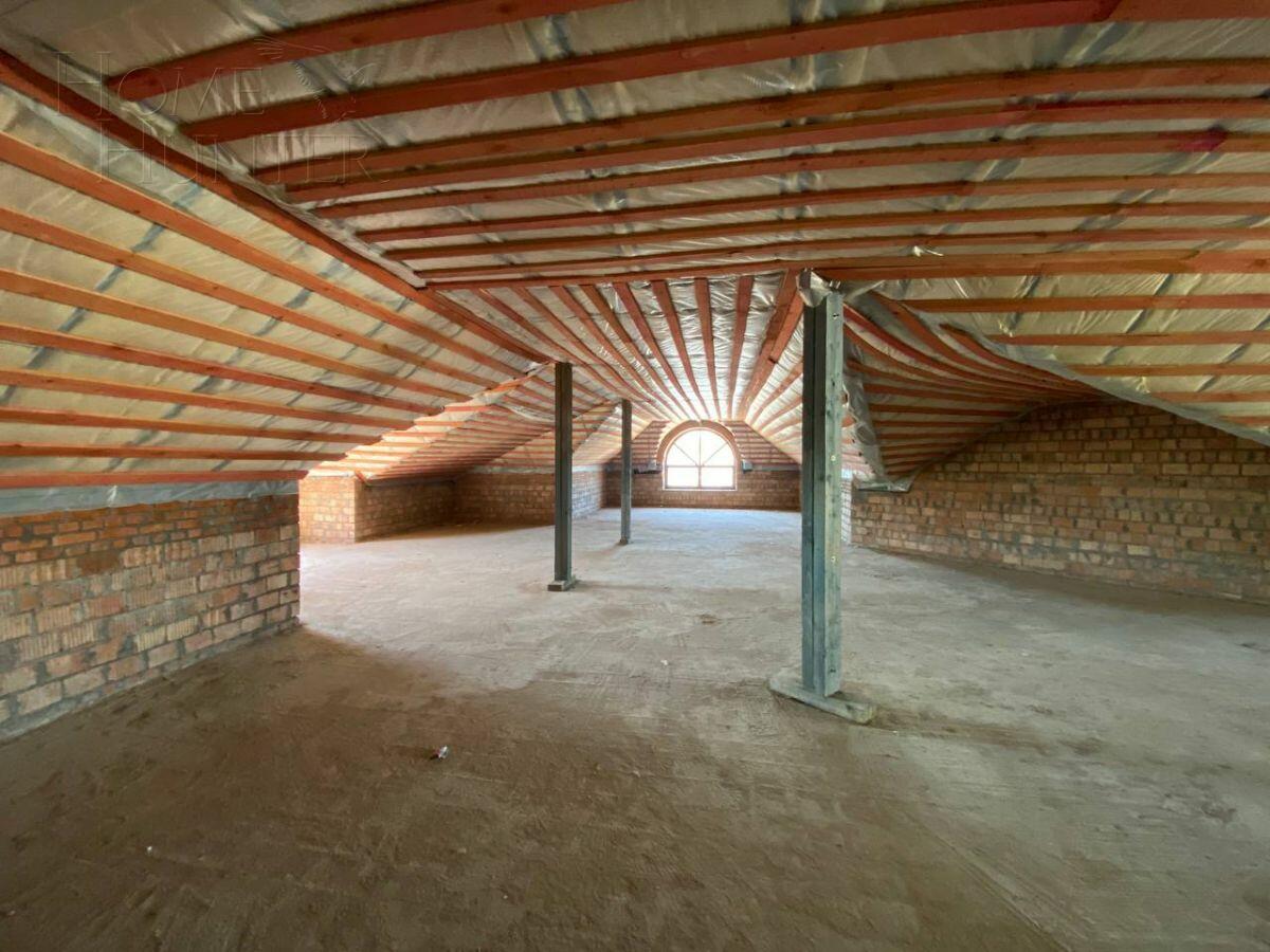 2-этажный коттедж 1 480 м² без отделки